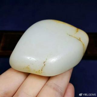 和田玉越戴越好,越戴越"活",这样的话是真的吗